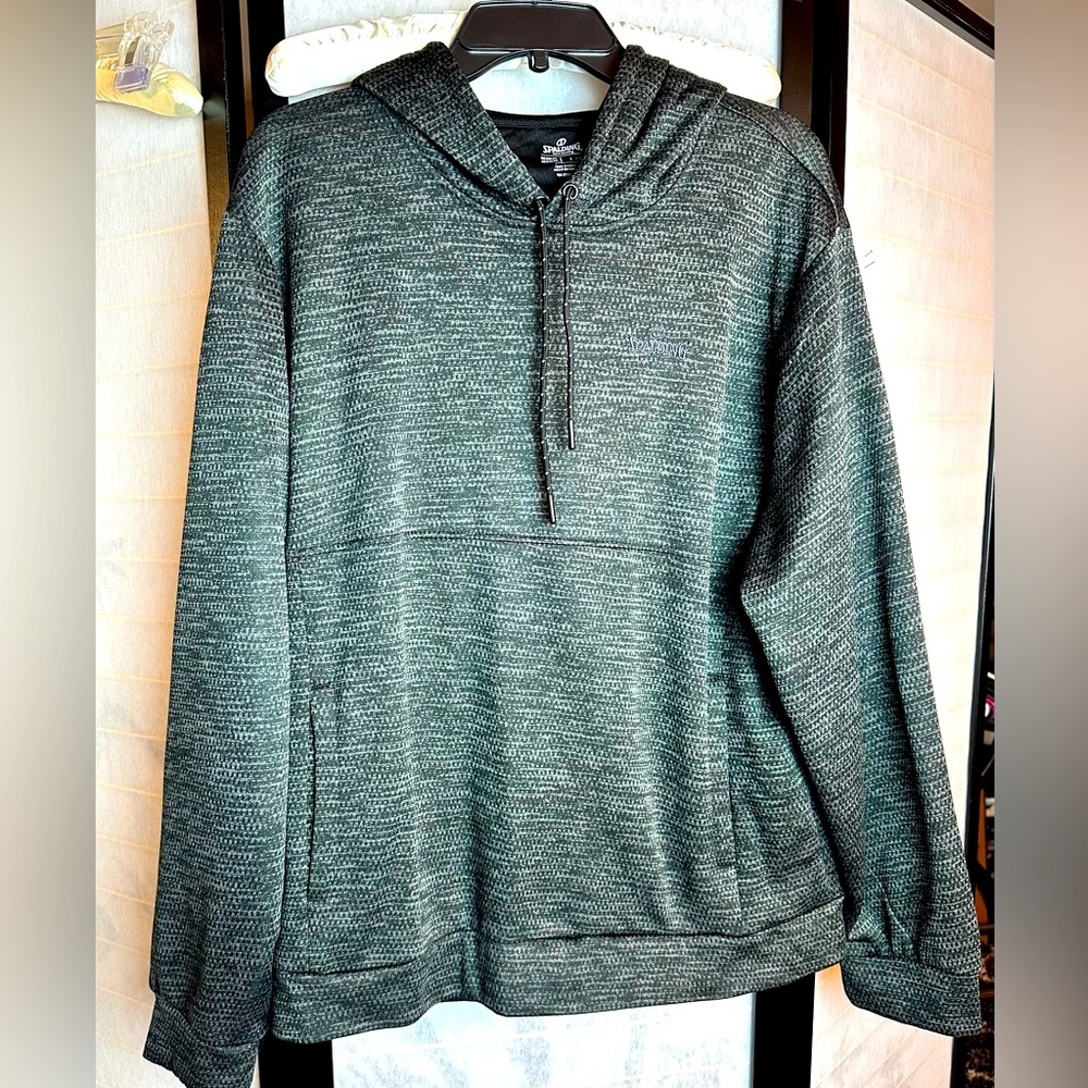 Spaulding Black and Gray Hoodie Size Large - Pockets. Hood.